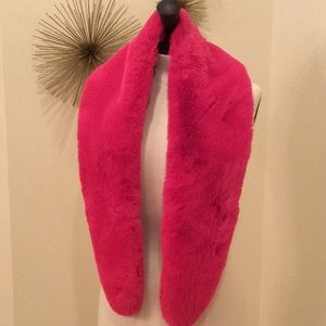 Anthropologie/Nooki London Pink Faux Fur Scarf